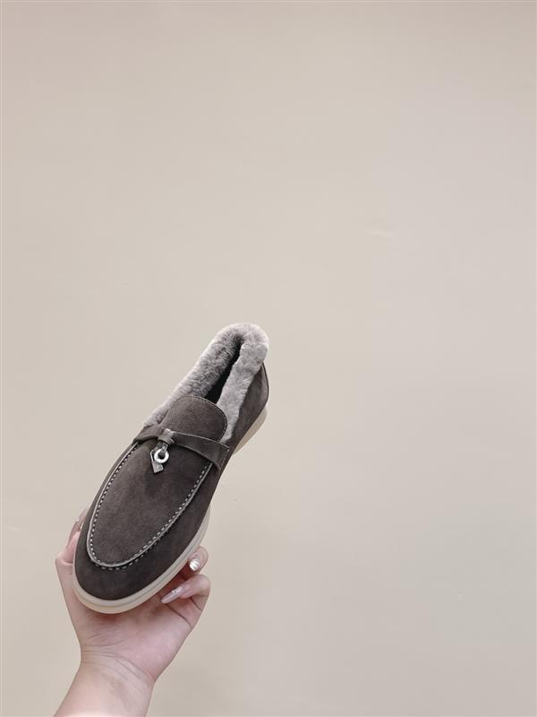 2025126104251766 440